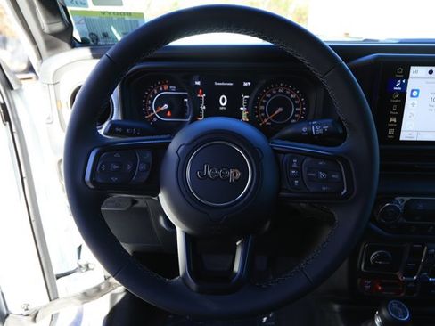 New 2026 Jeep Gladiator Willys image 11