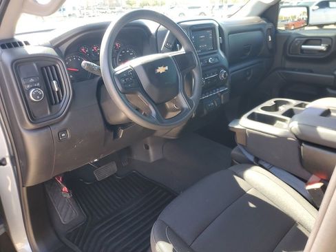 Used 2025 Chevrolet Silverado 1500 Custom image 15