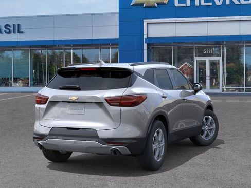 New 2026 Chevrolet Blazer LT w/ Convenience Package AWD/4WD image 4