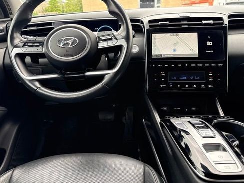 Certified 2024 Hyundai Tucson Limited AWD/4WD image 23