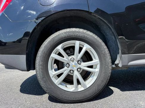 Used 2017 Chevrolet Equinox LT w/ Driver Confidence Package II AWD/4WD image 23