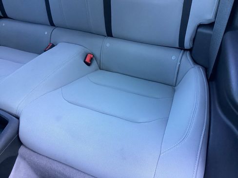 Used 2019 Chevrolet Camaro LT image 13