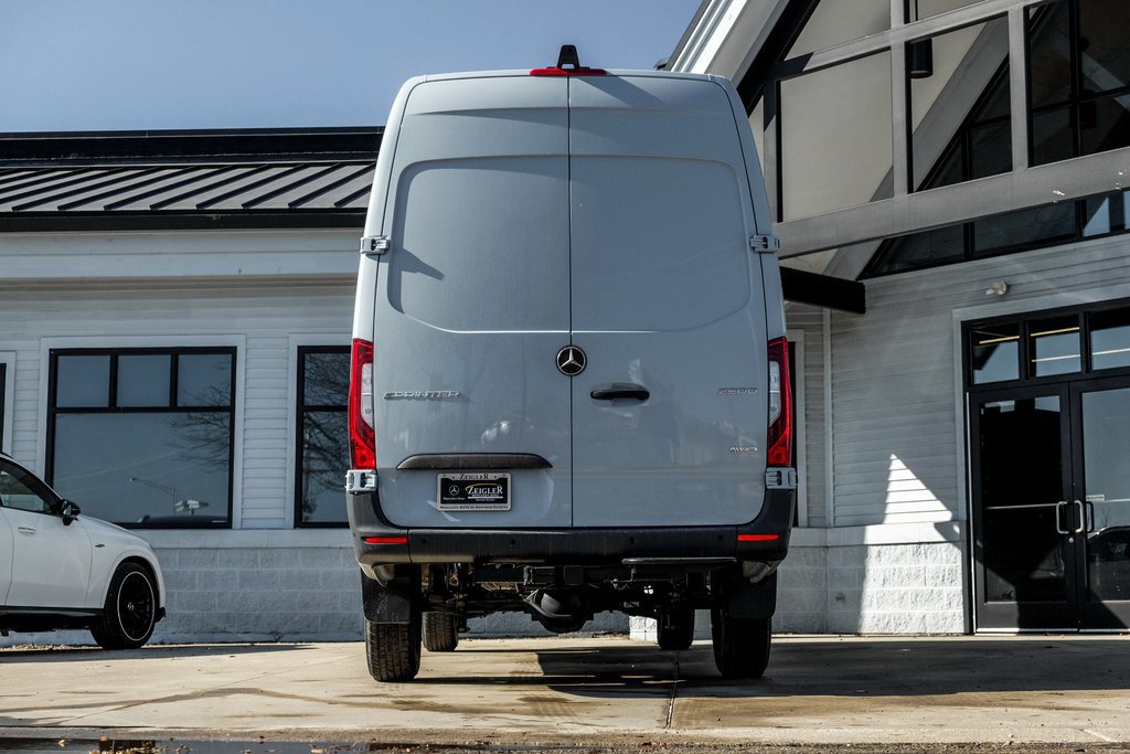 Used 2026 Mercedes-Benz Sprinter 2500 image 8