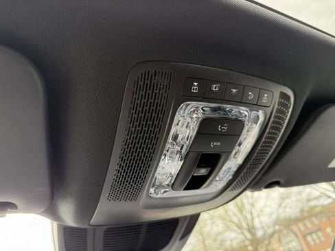 Used 2024 Mercedes-Benz GLE 350 4MATIC image 24