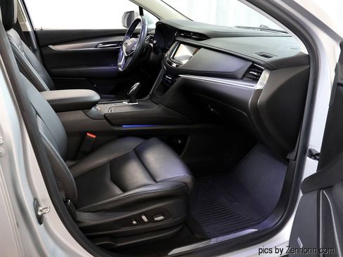 Used 2019 Cadillac XT5 Luxury image 33