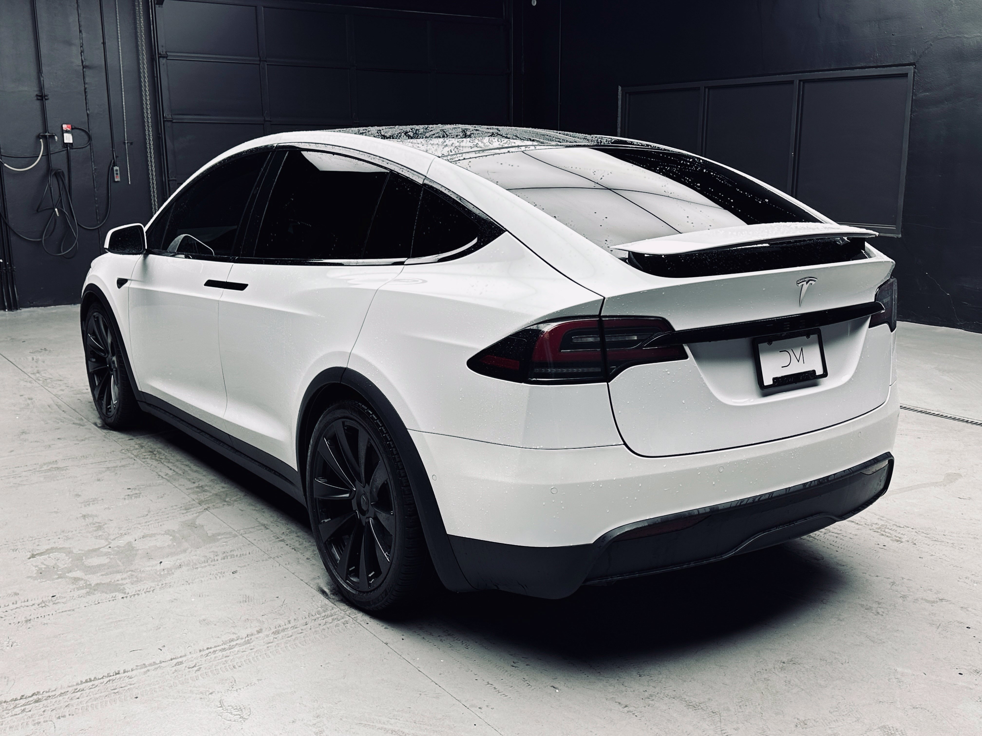 Used 2023 Tesla Model X AWD/4WD image 4