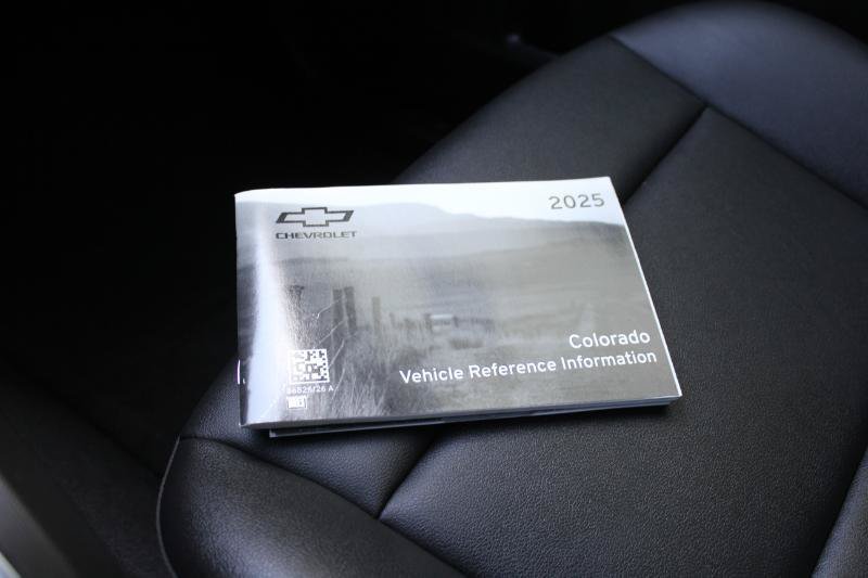 Used 2025 Chevrolet Colorado LT w/ LT Convenience Package RWD image 32