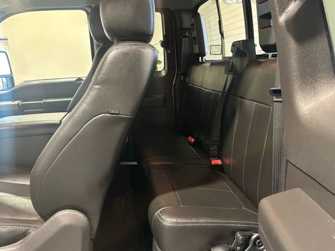 Used 2015 Ford F350 Lariat w/ Lariat Interior Package image 11
