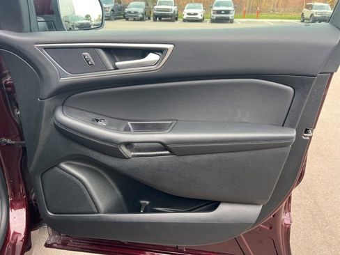 Certified 2024 Ford Edge SEL w/ Convenience Package image 10