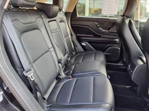 Certified 2023 Lincoln Corsair AWD w/ Equipment Group 101A image 12