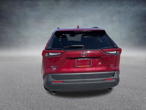 Used 2020 Toyota RAV4 LE w/ All Weather Liner Package AWD/4WD image 4