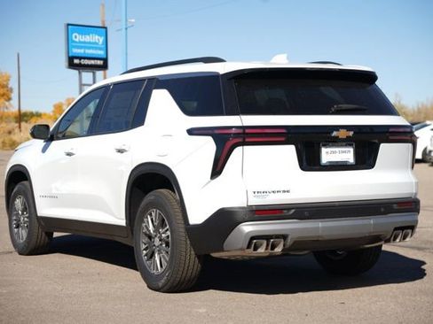 New 2026 Chevrolet Traverse LT FWD image 7
