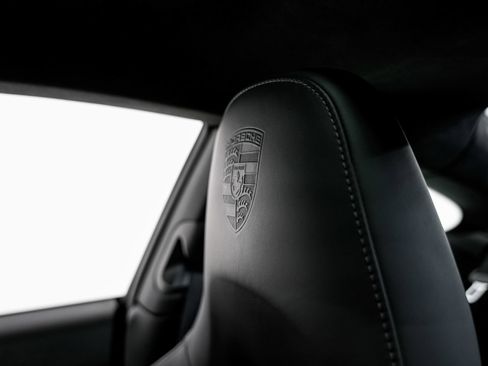 Used 2014 Porsche 911 Carrera 4S AWD/4WD image 19