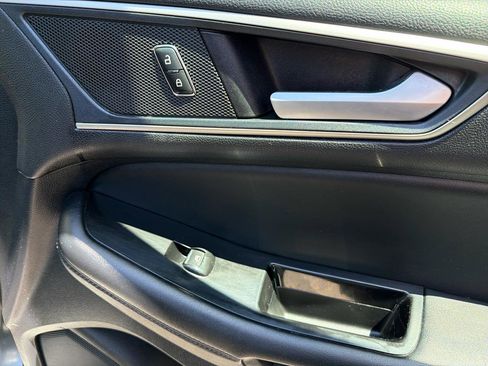 Used 2020 Ford Edge SEL w/ Cargo Accessory Package FWD image 30