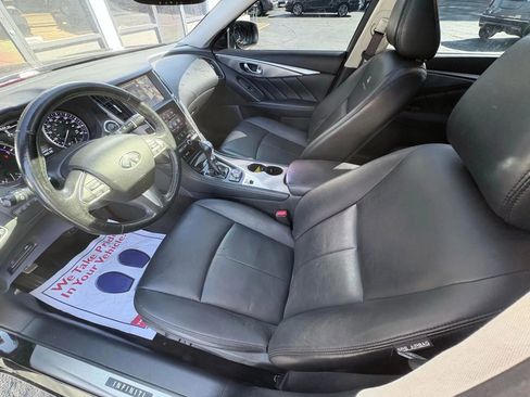 Used 2016 INFINITI Q50 3.0t Premium w/ Driver Assistance Package image 11