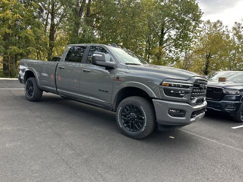 New 2026 RAM 3500 Limited image 21