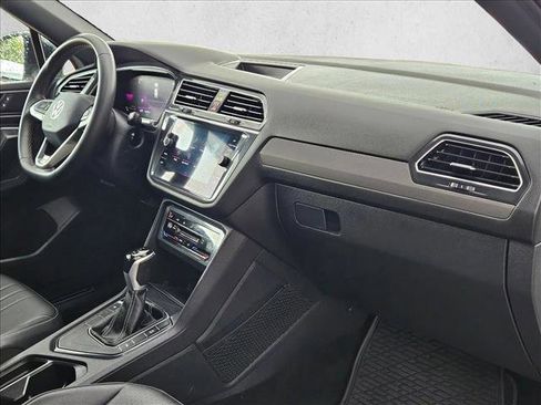 Used 2023 Volkswagen Tiguan SE R-Line FWD image 23