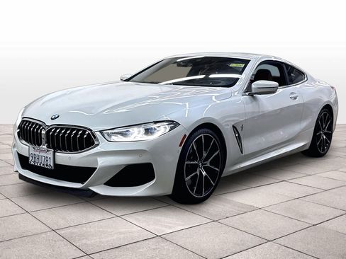 Used 2022 BMW M850i xDrive Coupe w/ Driving Assistance Package AWD/4WD image 1