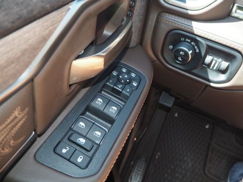 New 2025 RAM 3500 Longhorn image 34