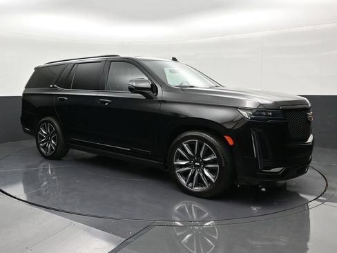 Used 2024 Cadillac Escalade Sport Platinum w/ LPO, Floor Liner Package AWD/4WD image 7