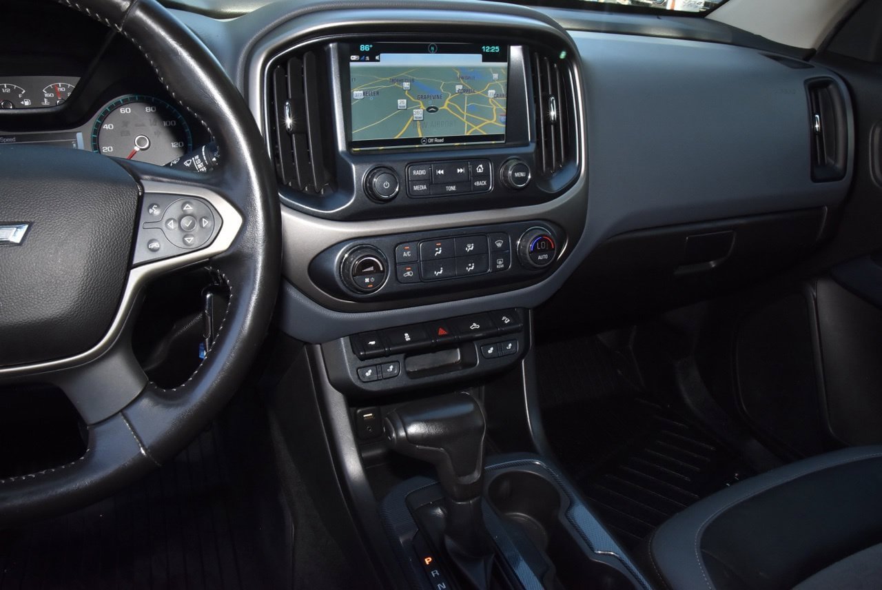Used 2018 Chevrolet Colorado Z71 w/ Centennial Edition AWD/4WD image 25