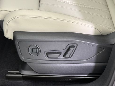 New 2025 Audi Q5 Premium Plus image 14