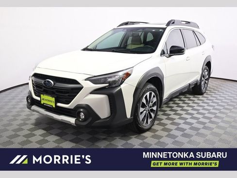 Certified 2025 Subaru Outback Limited AWD/4WD image 1
