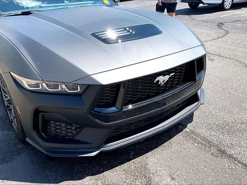 Used 2024 Ford Mustang GT Premium w/ GT Performance Package RWD image 4
