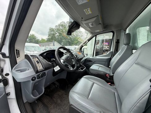 Used 2018 Ford Transit 350 156 DRW RWD image 5