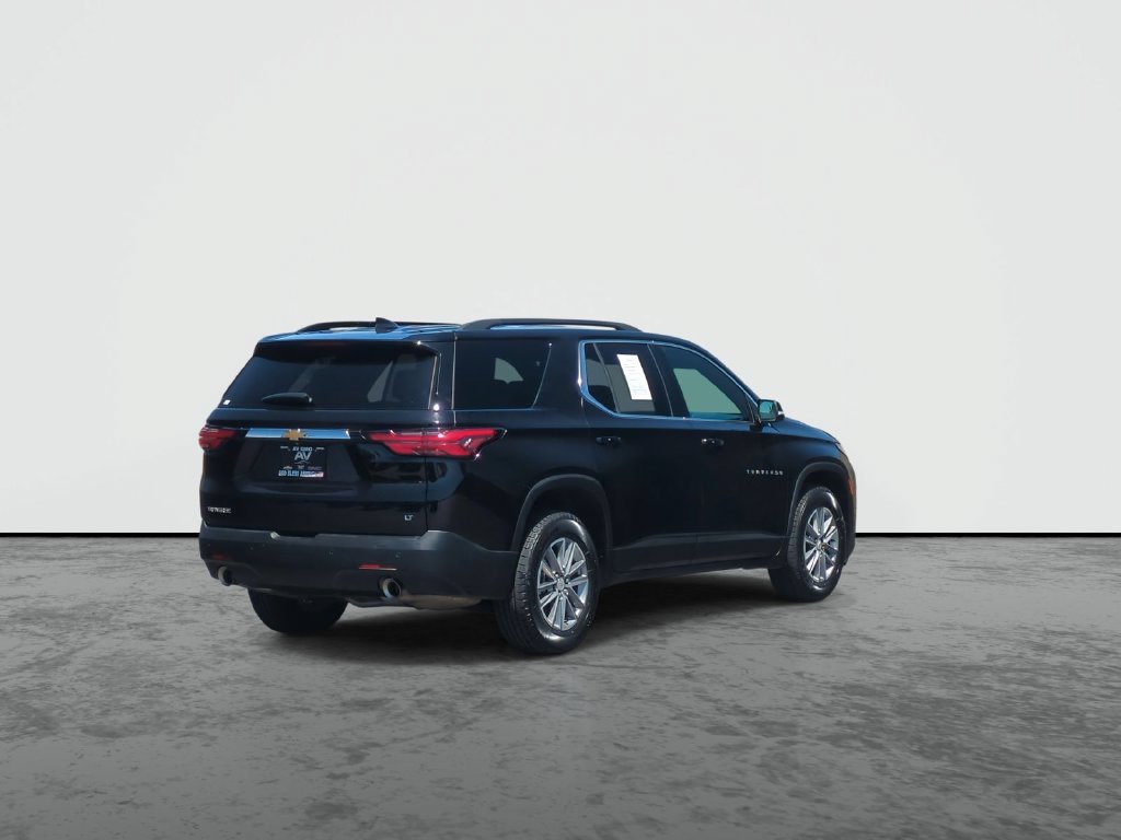 Used 2023 Chevrolet Traverse LT FWD image 8