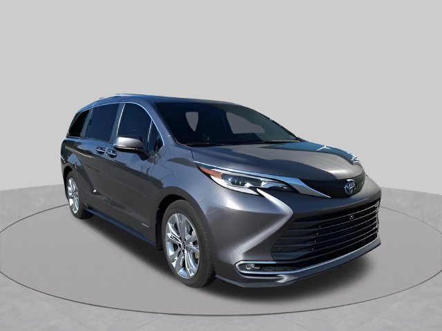 Used 2021 Toyota Sienna Platinum FWD image 7