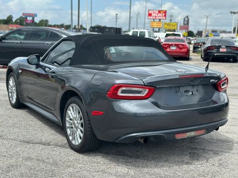 Used 2017 FIAT 124 Spider Classica RWD image 15