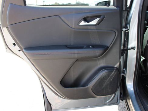 Used 2025 Chevrolet Blazer RS FWD image 42