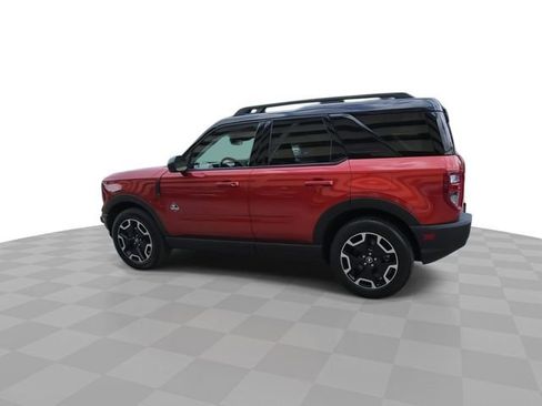 Used 2022 Ford Bronco Sport Outer Banks w/ Tech Package AWD/4WD image 6