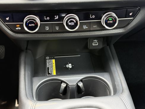Used 2025 Honda HR-V EX-L image 25