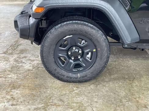 New 2026 Jeep Wrangler Unlimited Sport AWD/4WD image 10