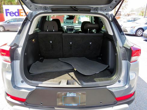 Used 2021 Chevrolet TrailBlazer LT w/ Convenience Package image 16