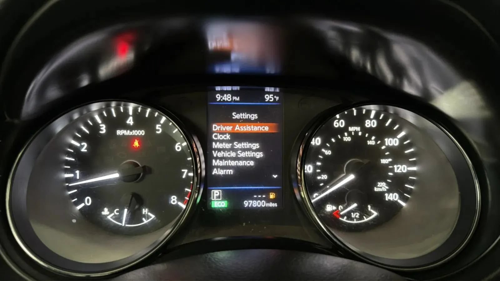 Used 2018 Nissan Rogue SV AWD/4WD image 11