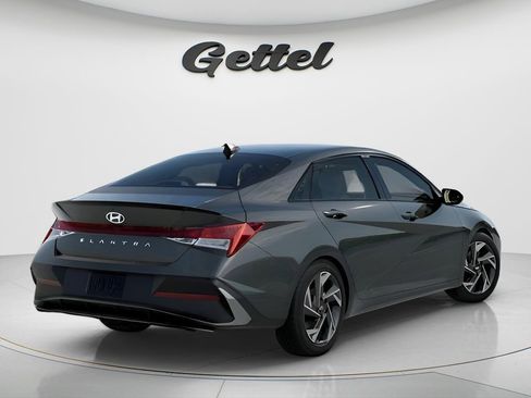 New 2026 Hyundai Elantra SEL Sport Premium FWD image 4