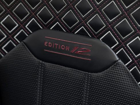 Used 2023 Bentley Bentayga Speed image 21