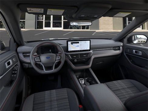New 2026 Ford Explorer ST-Line w/ ST-Line Street Pack image 32