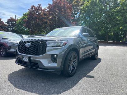 Used 2025 Ford Explorer ST-Line w/ ST-Line Street Pack