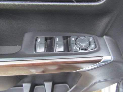 Used 2021 GMC Sierra 1500 SLT image 22