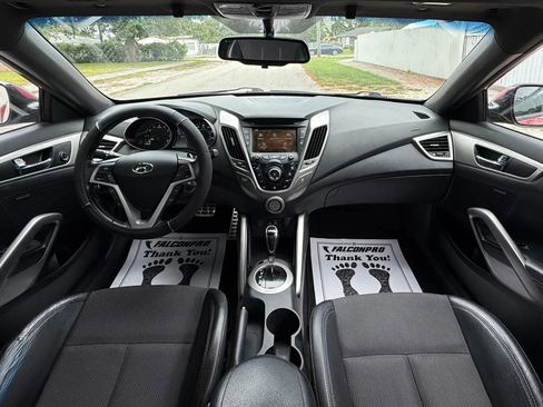 Used 2016 Hyundai Veloster w/ Option Group 02 FWD image 10