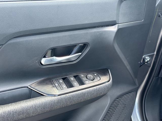 New 2027 Nissan Kicks SV FWD image 20