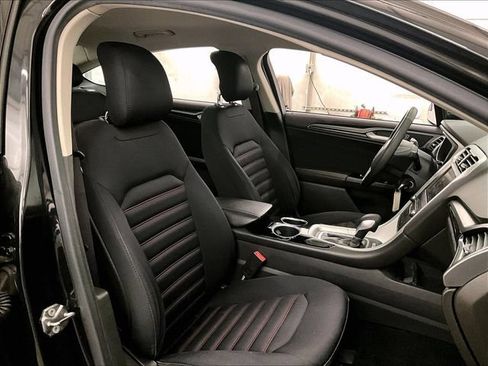 Used 2013 Ford Fusion SE FWD image 7