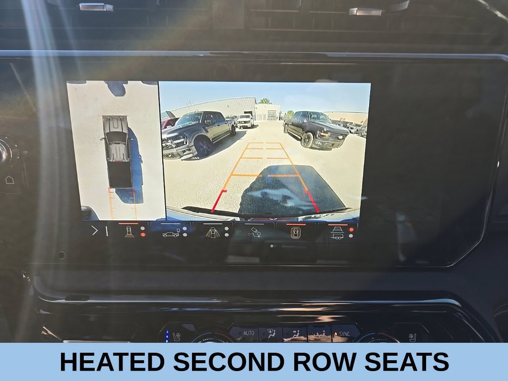 Used 2025 GMC Sierra 2500 AT4 w/ Technology Package AWD/4WD image 29