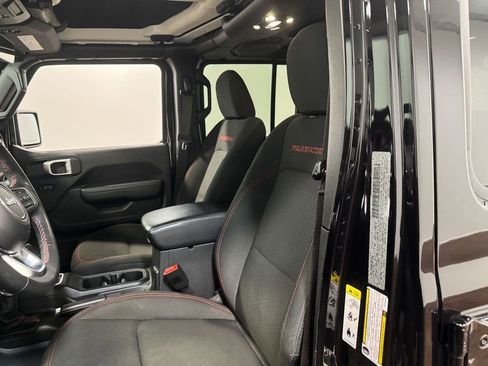 Used 2019 Jeep Wrangler Unlimited Rubicon image 59