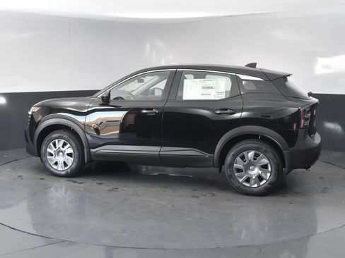 Used 2025 Nissan Kicks S AWD/4WD image 3