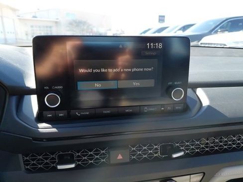 Used 2023 Honda Accord EX image 18